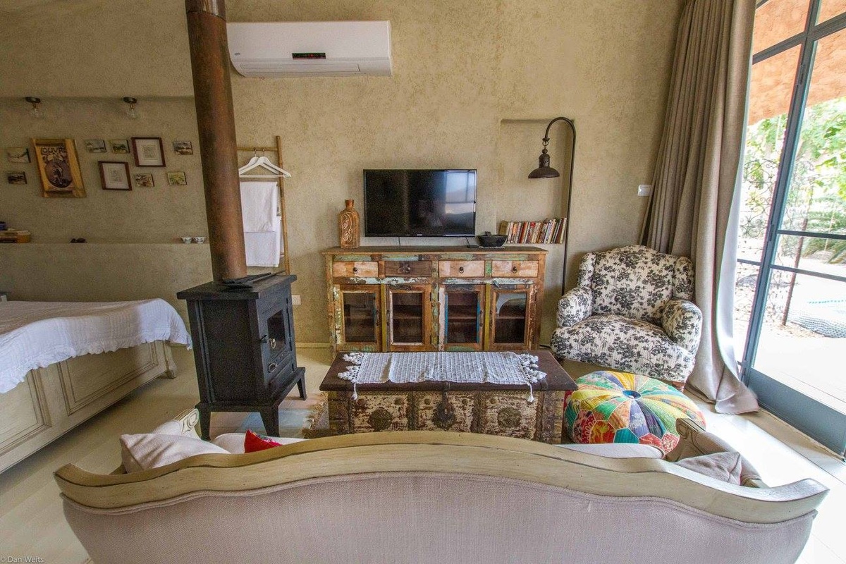 bedroom_1200x800_3x2