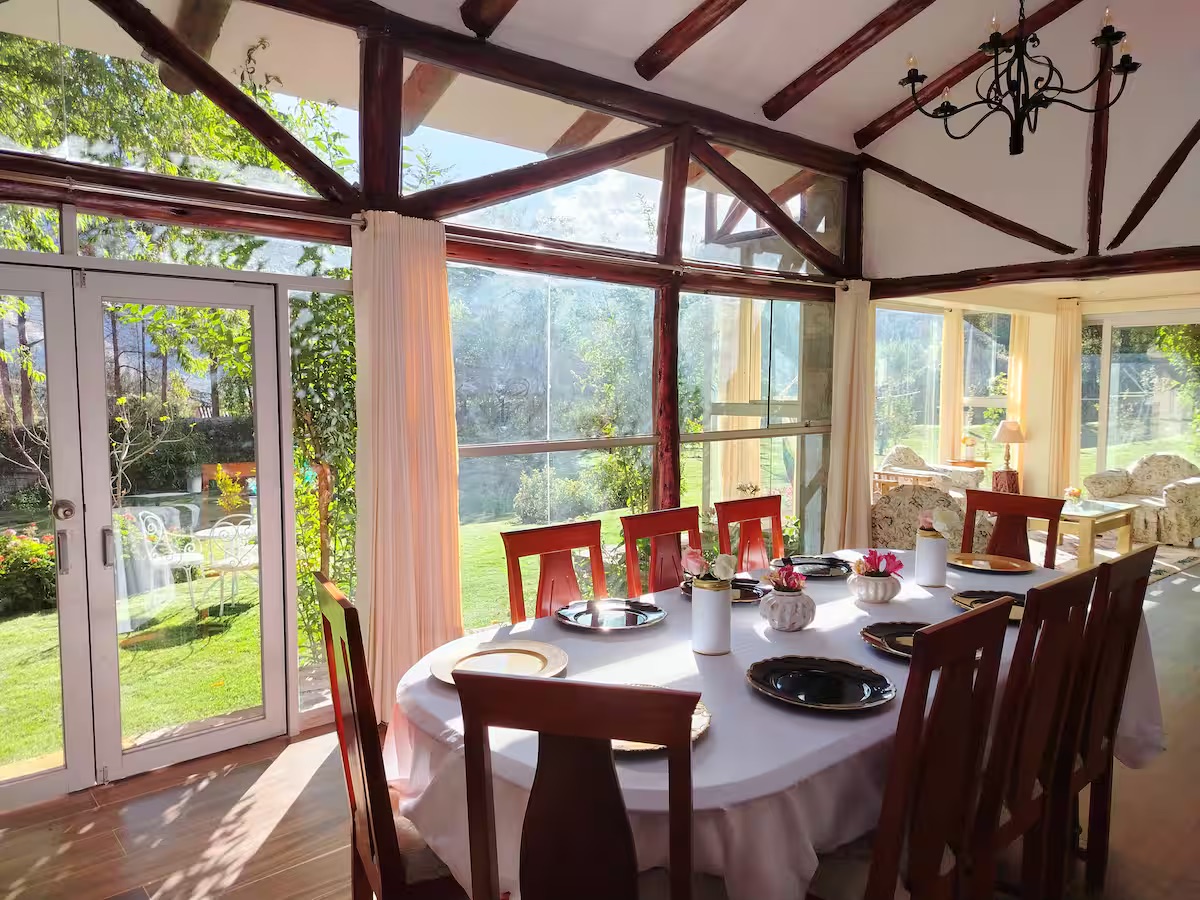 dining lamay